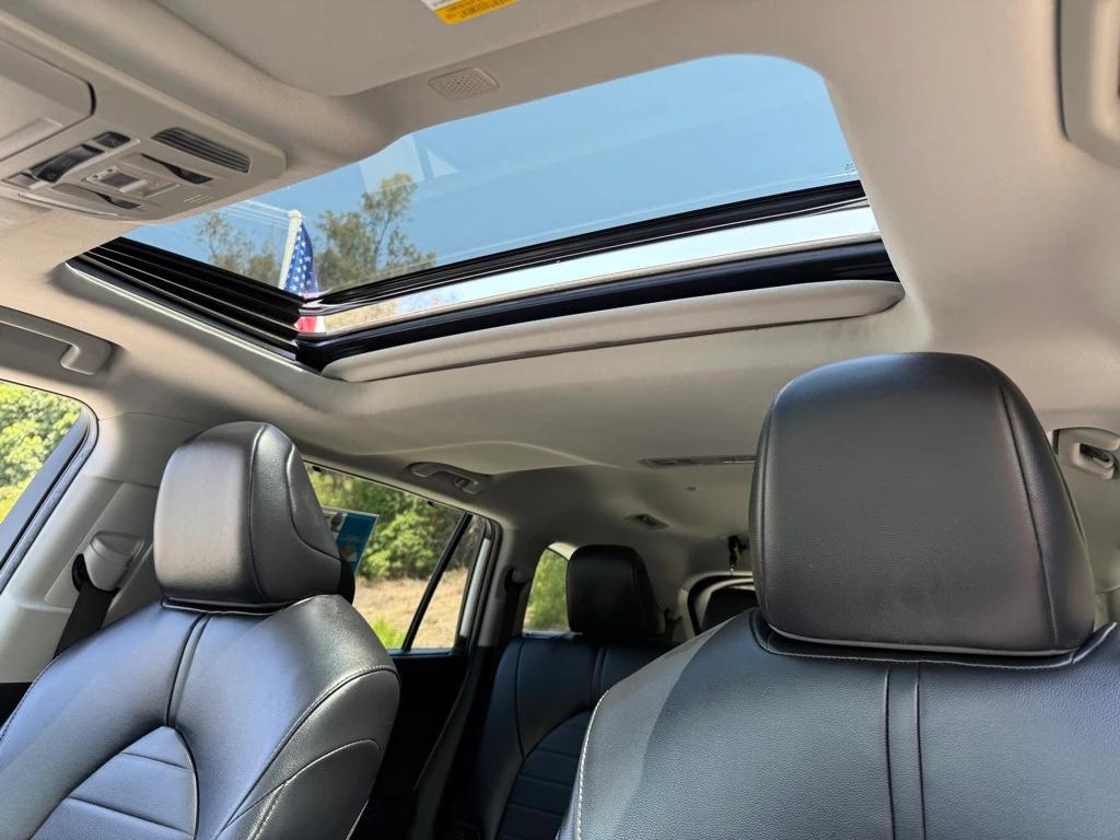 used 2022 Toyota Highlander car, priced at $32,973