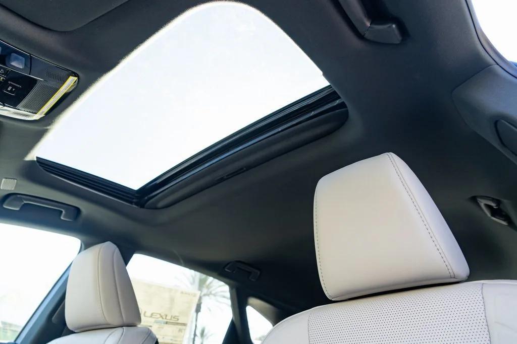 new 2026 Lexus RX 350 car, priced at $62,384