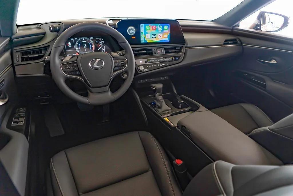 new 2025 Lexus ES 350 car, priced at $47,385