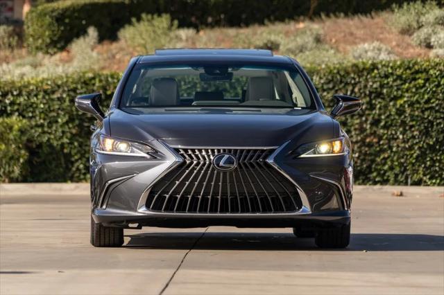 new 2025 Lexus ES 350 car, priced at $47,165