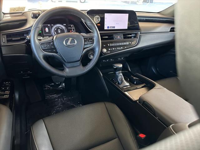 used 2023 Lexus ES 300h car, priced at $43,500