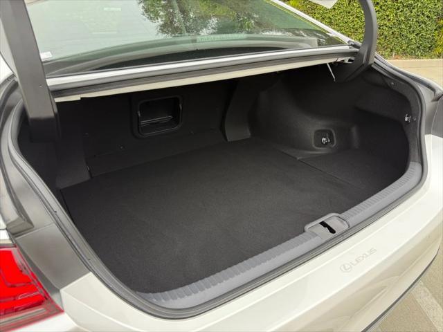 used 2024 Lexus ES 250 car, priced at $42,000
