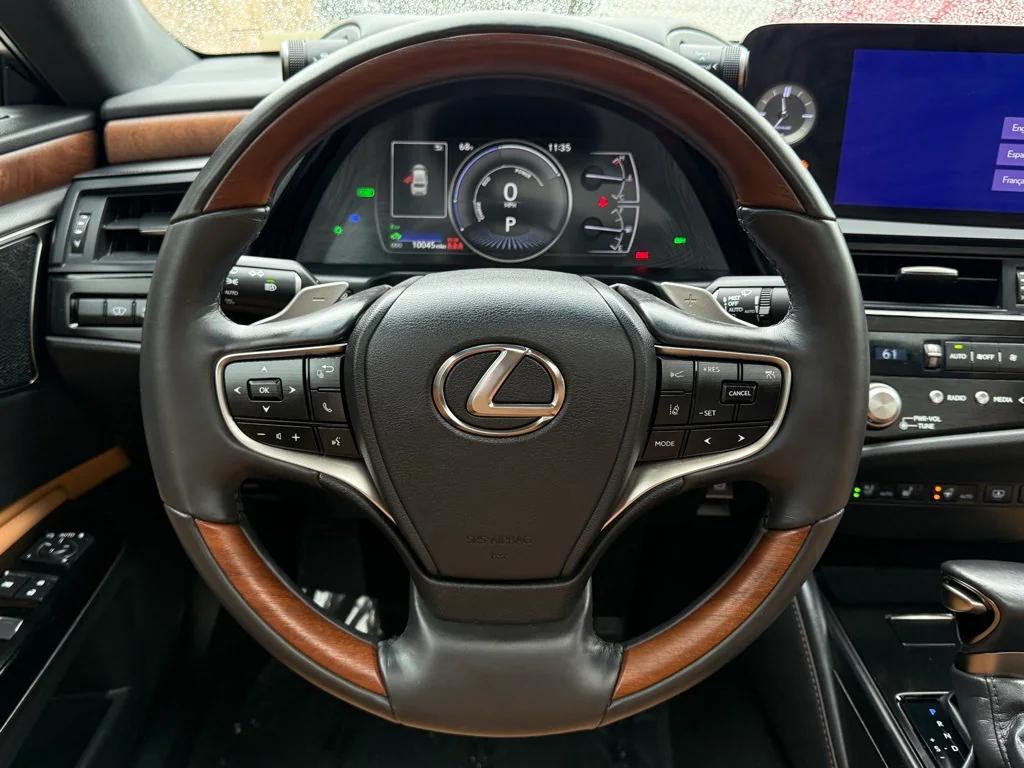 used 2024 Lexus ES 300h car, priced at $45,412