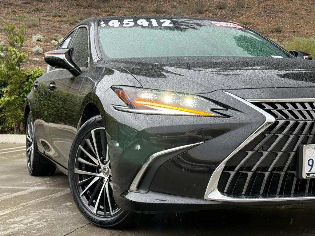 used 2024 Lexus ES 300h car, priced at $45,412