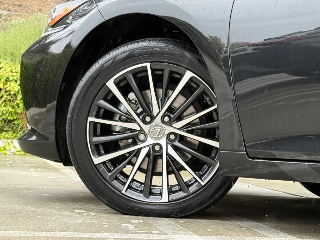used 2024 Lexus ES 300h car, priced at $45,412
