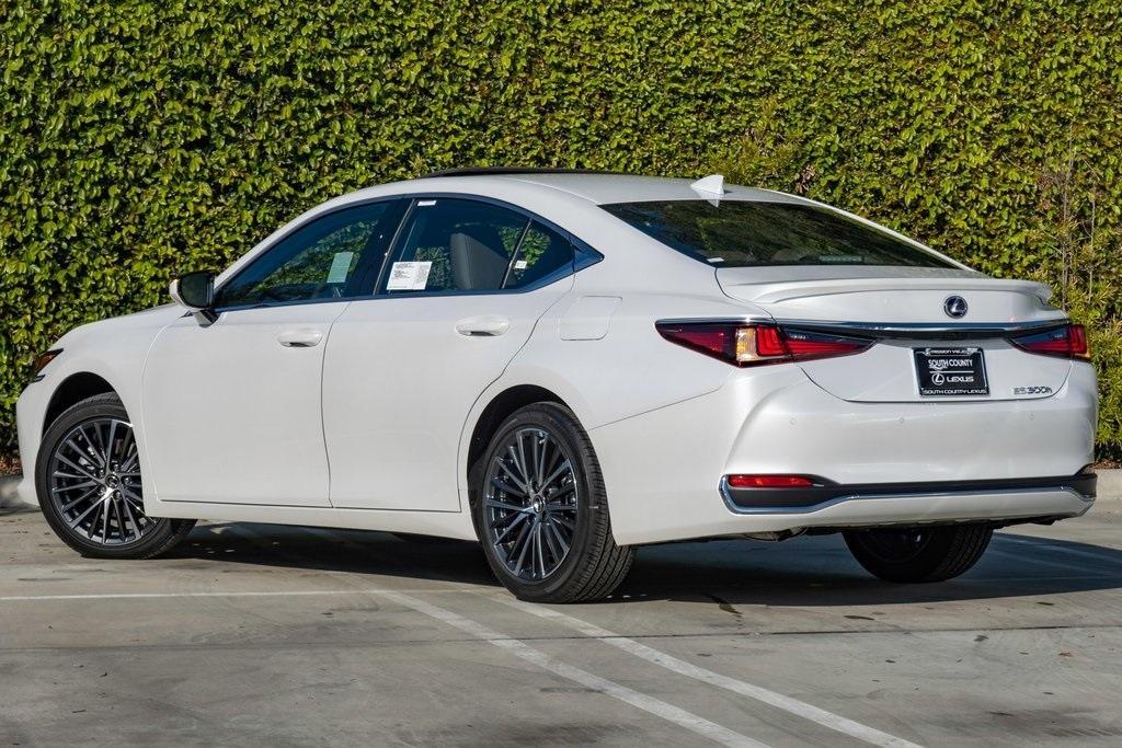 new 2024 Lexus ES 300h car, priced at $48,940