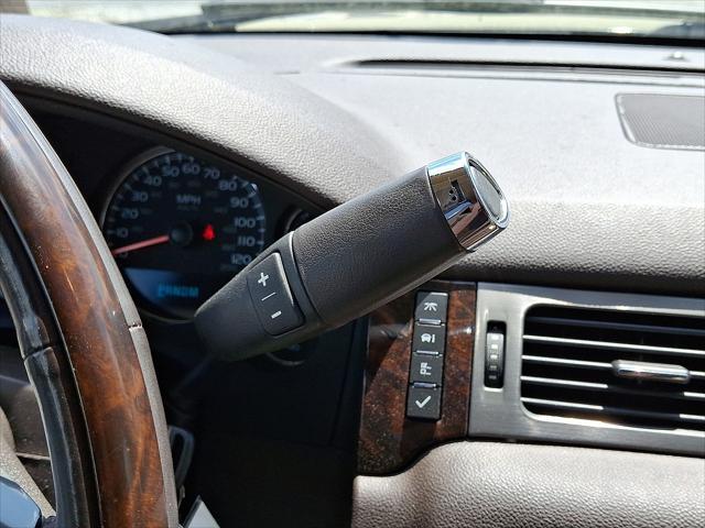 used 2011 GMC Yukon XL car, priced at $21,995
