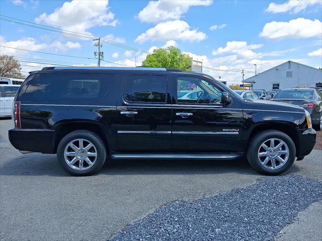 used 2011 GMC Yukon XL car, priced at $21,995