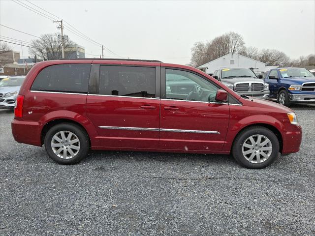 used 2014 Chrysler Town & Country car, priced at $16,495