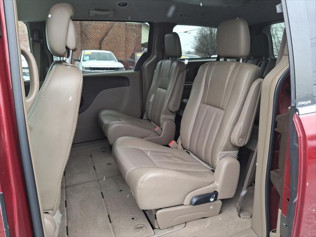 used 2014 Chrysler Town & Country car, priced at $16,495