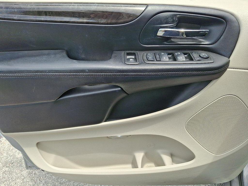 used 2013 Dodge Grand Caravan car, priced at $13,995