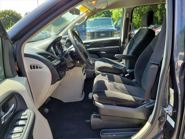 used 2014 Dodge Grand Caravan car, priced at $14,995