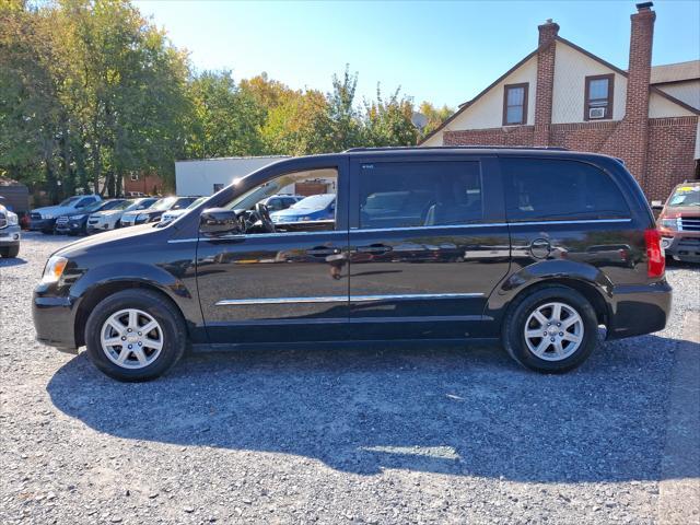 used 2013 Chrysler Town & Country car, priced at $13,995