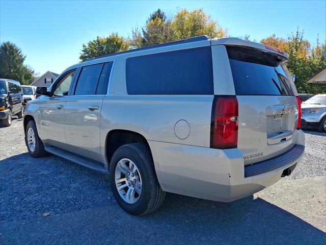 used 2016 Chevrolet Suburban car, priced at $32,995