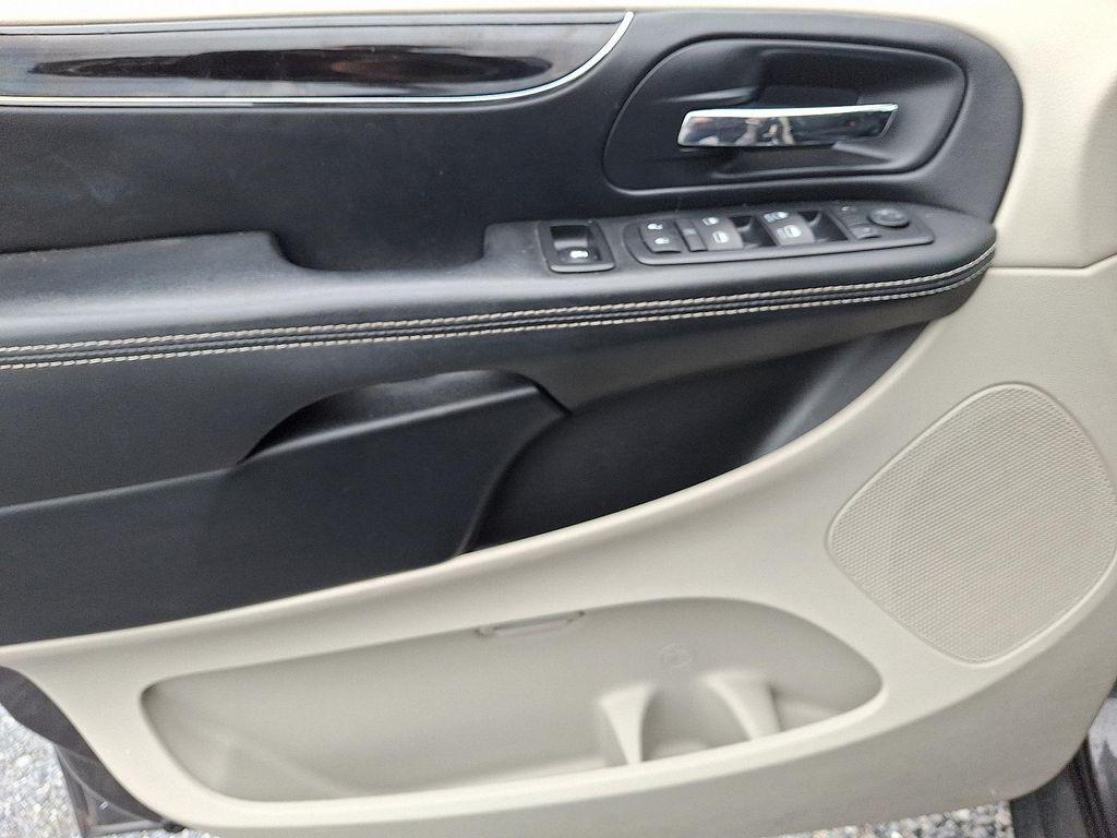 used 2016 Dodge Grand Caravan car, priced at $18,495