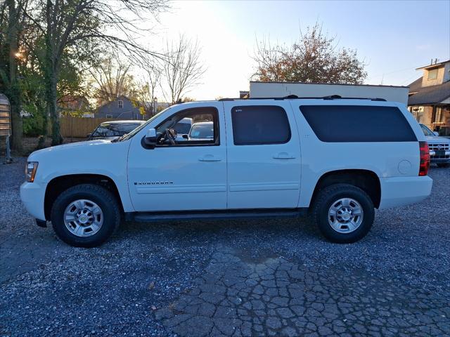 used 2009 Chevrolet Suburban car, priced at $29,895