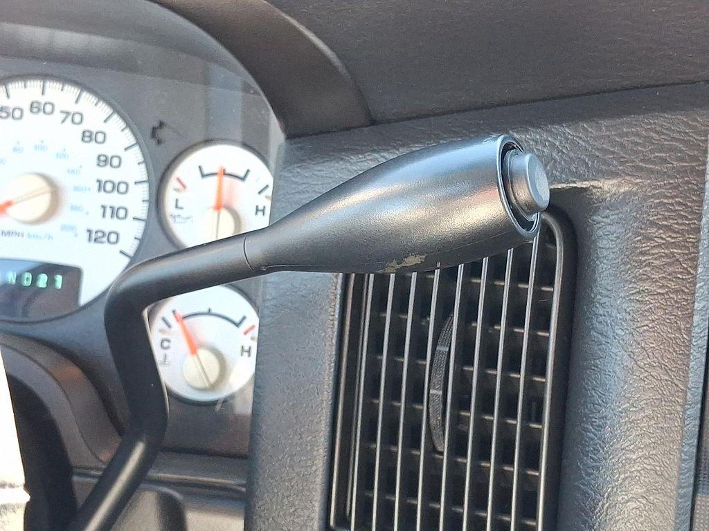 used 2005 Dodge Ram 1500 car, priced at $12,995