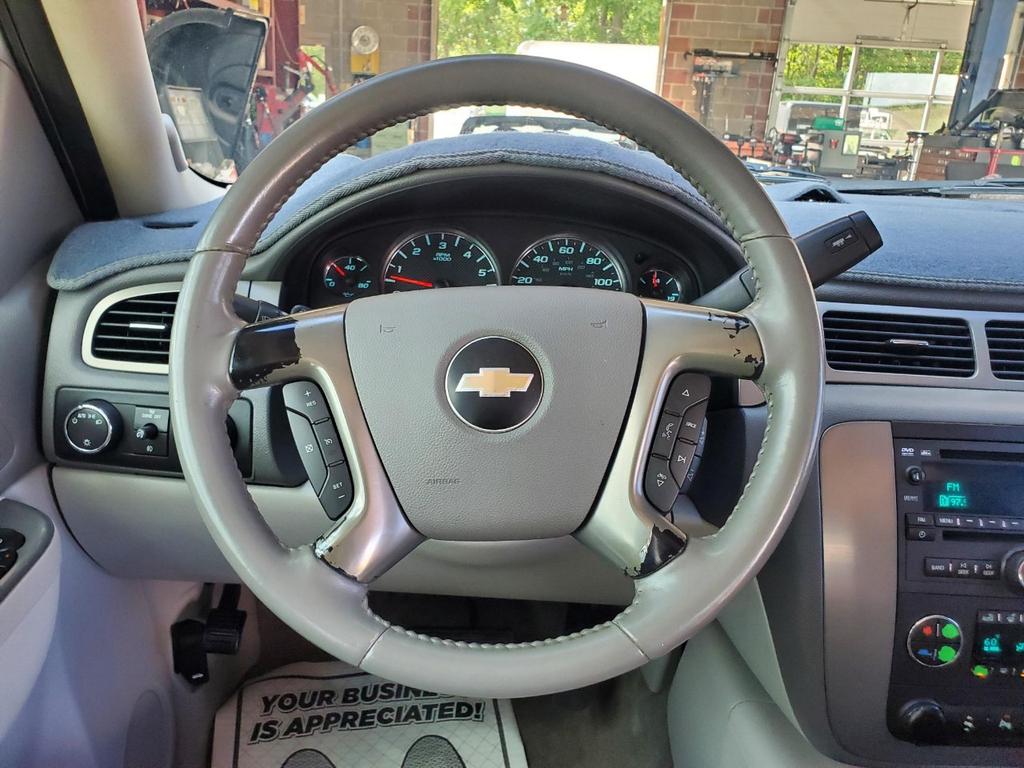 used 2010 Chevrolet Avalanche car, priced at $9,995