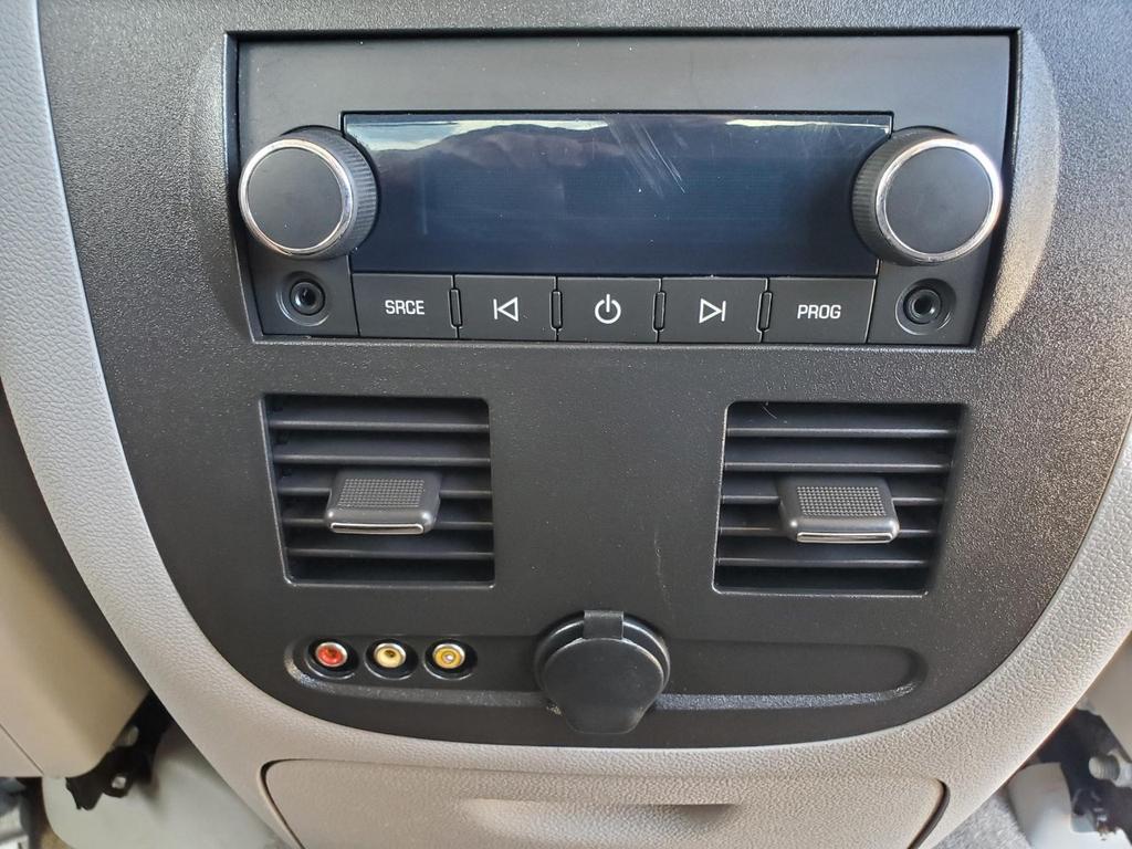 used 2010 Chevrolet Avalanche car, priced at $9,995