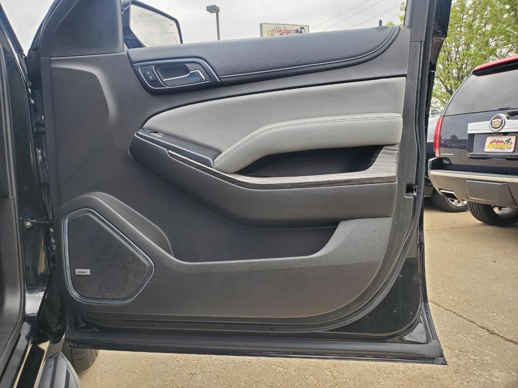 used 2017 Chevrolet Suburban car, priced at $19,995