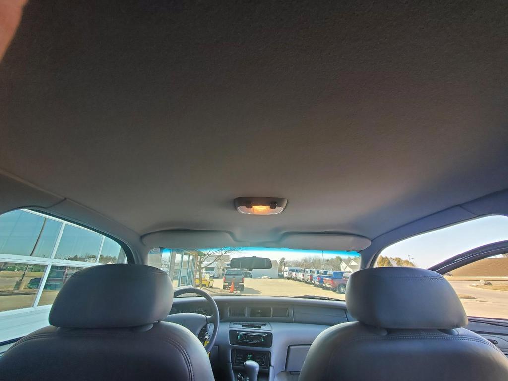 used 1993 Lincoln Mark VIII car, priced at $15,995