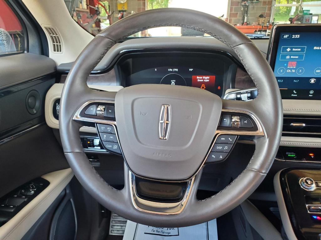used 2023 Lincoln Nautilus car, priced at $35,995