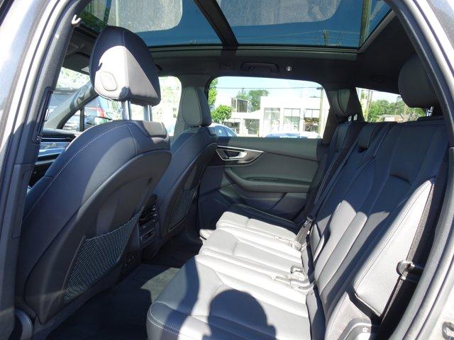 used 2025 Audi Q7 car, priced at $59,900