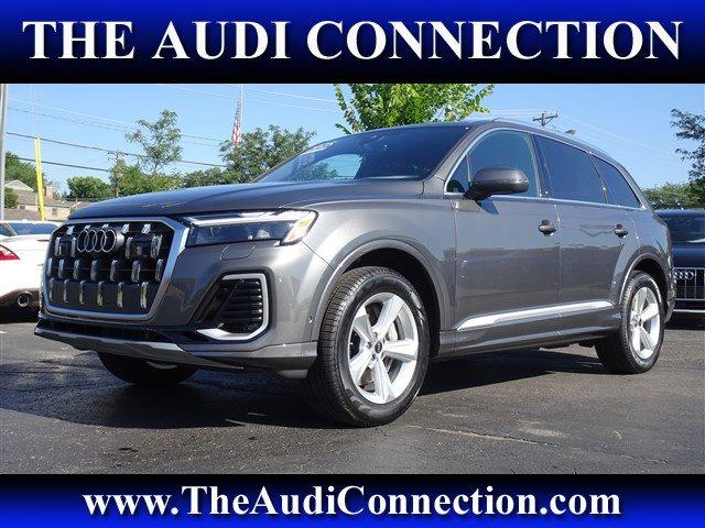 used 2025 Audi Q7 car, priced at $59,900