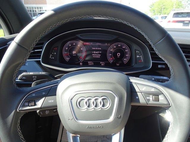 used 2025 Audi Q7 car, priced at $59,900
