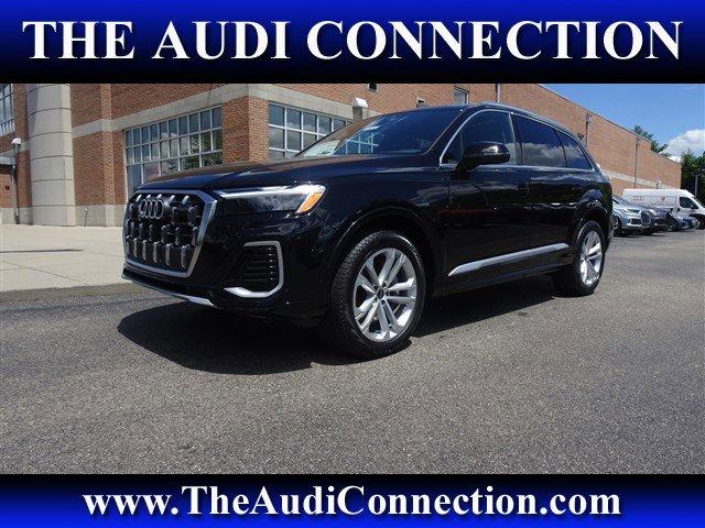 new 2025 Audi Q7 car, priced at $65,650