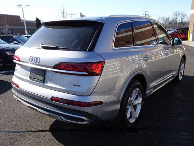 used 2022 Audi Q7 car, priced at $41,900