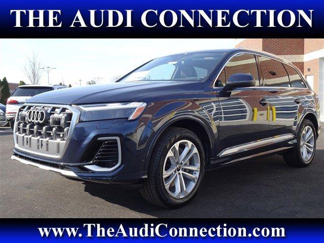 new 2025 Audi Q7 car, priced at $75,595