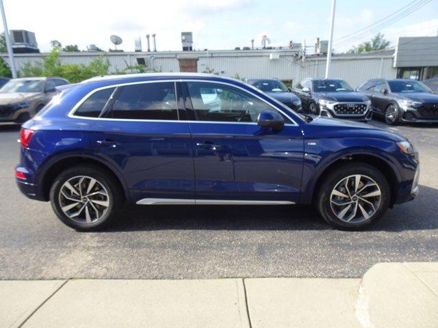 used 2024 Audi Q5 car, priced at $42,900