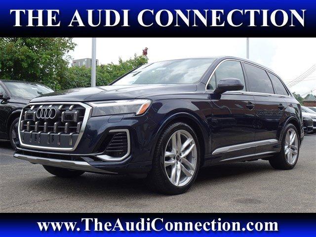 new 2025 Audi Q7 car, priced at $76,350