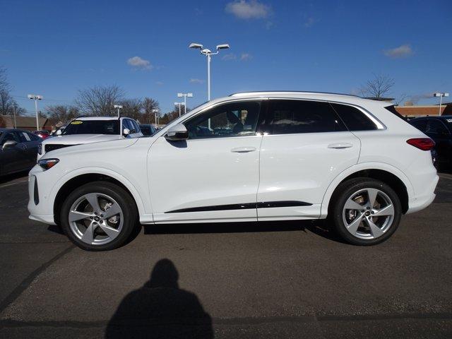 new 2025 Audi Q5 car, priced at $60,945