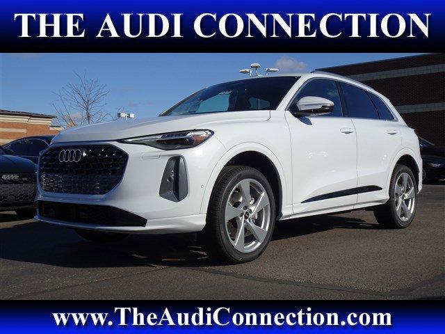 new 2025 Audi Q5 car, priced at $60,945