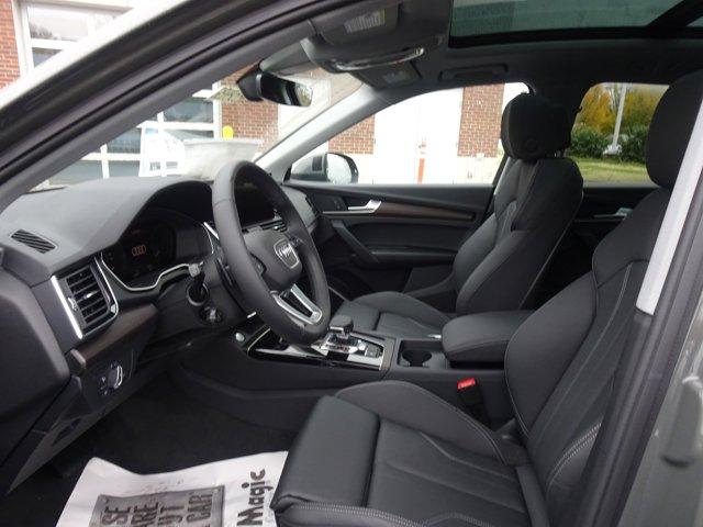 new 2025 Audi Q5 car, priced at $62,475