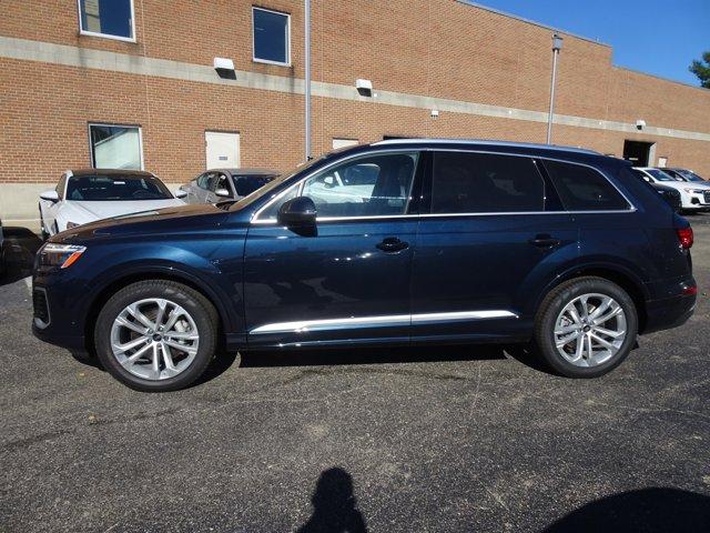 new 2025 Audi Q7 car, priced at $81,800