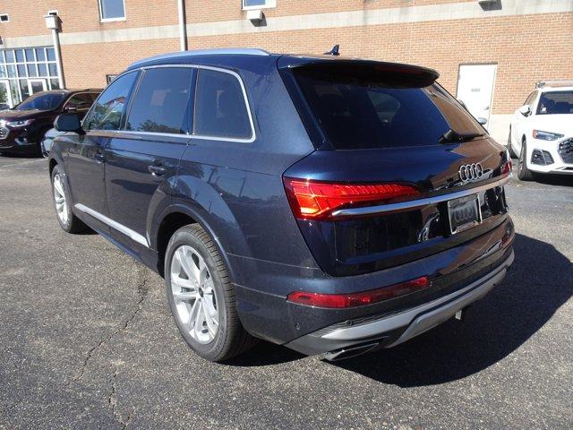 new 2025 Audi Q7 car, priced at $81,800