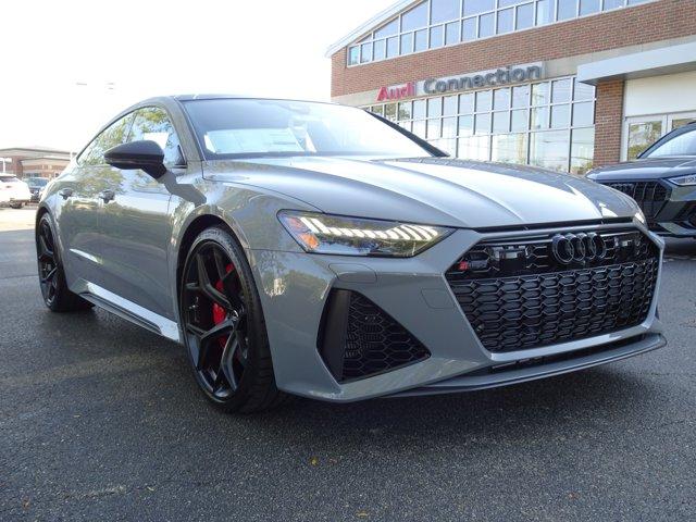 new 2026 Audi RS 7 car, priced at $154,395
