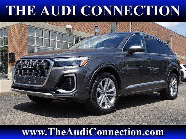 used 2025 Audi Q7 car, priced at $65,900