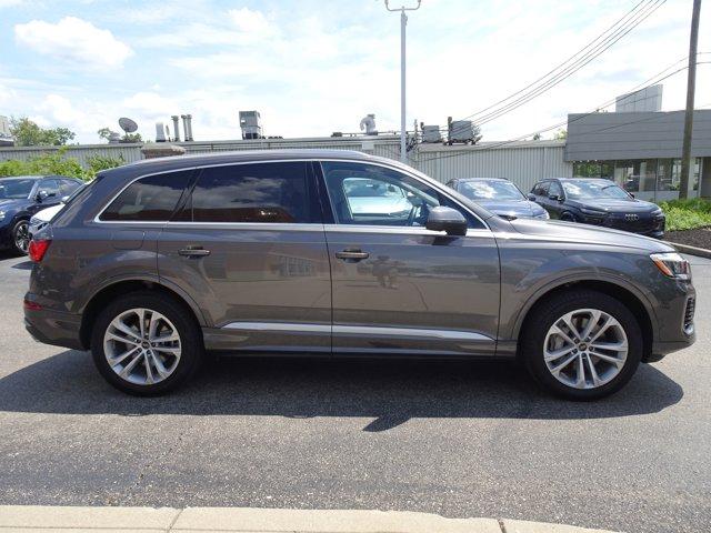 used 2025 Audi Q7 car, priced at $64,900