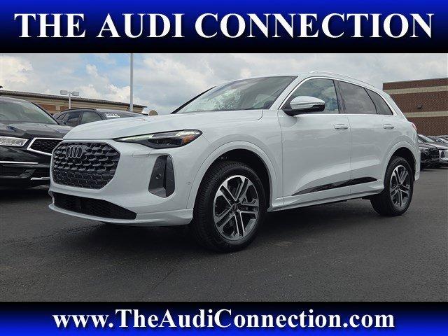 new 2025 Audi Q5 car, priced at $59,640