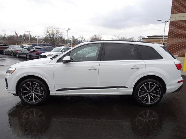 used 2025 Audi Q7 car, priced at $62,900