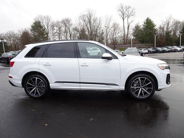 used 2025 Audi Q7 car, priced at $62,900