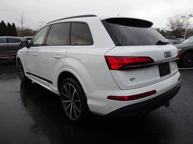 used 2025 Audi Q7 car, priced at $62,900