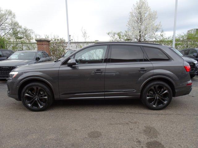 new 2025 Audi Q7 car, priced at $77,695