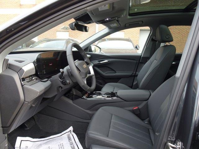 new 2025 Audi Q6 e-tron car, priced at $72,675