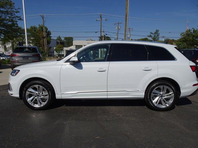 used 2023 Audi Q7 car, priced at $46,900