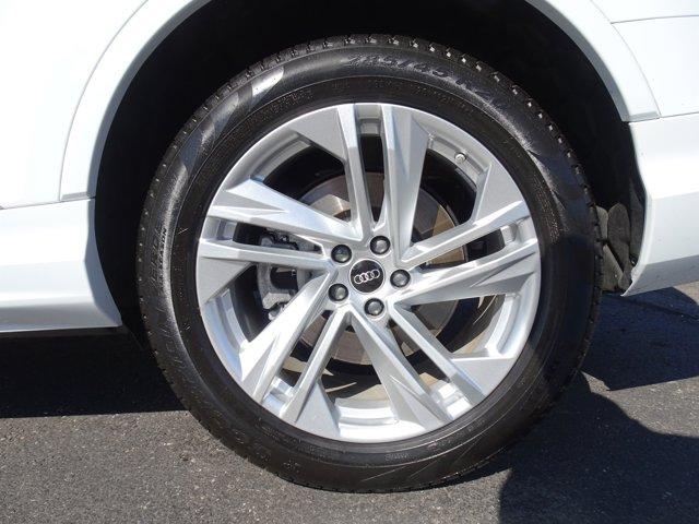 used 2023 Audi Q7 car, priced at $46,900